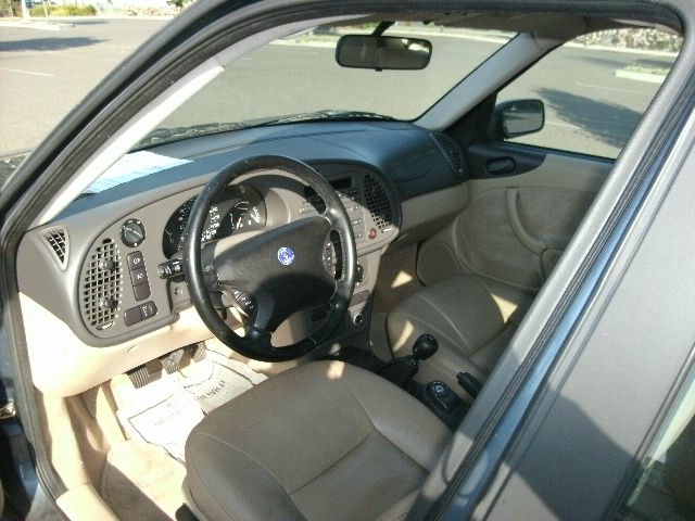 Saab 9-3 1999 photo 3