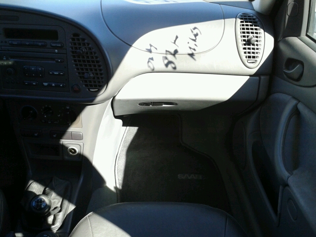 Saab 9-3 1999 photo 3