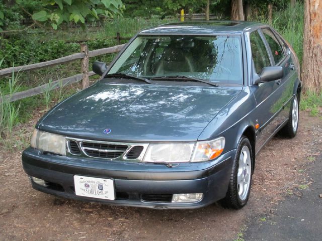 Saab 9-3 1999 photo 3