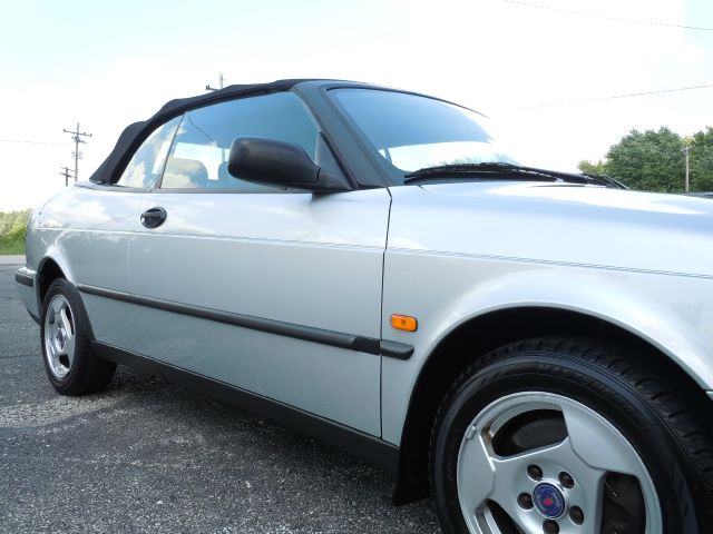 Saab 9-3 1999 photo 12