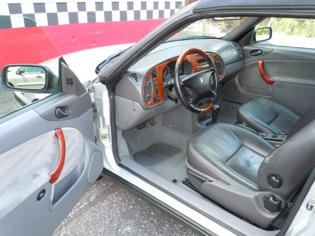 Saab 9-3 1999 photo 29