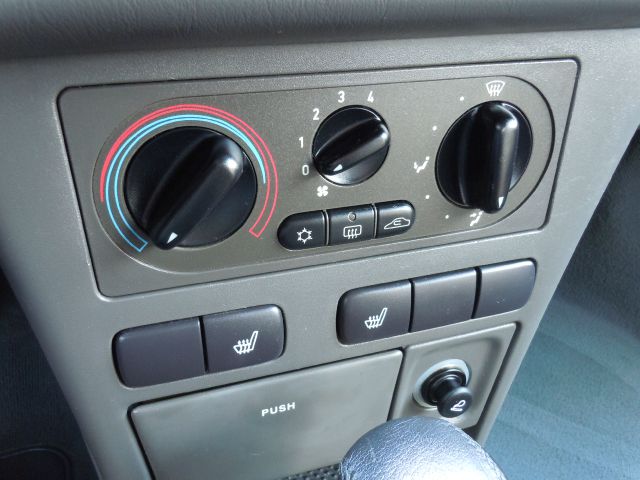 Saab 9-3 1999 photo 38