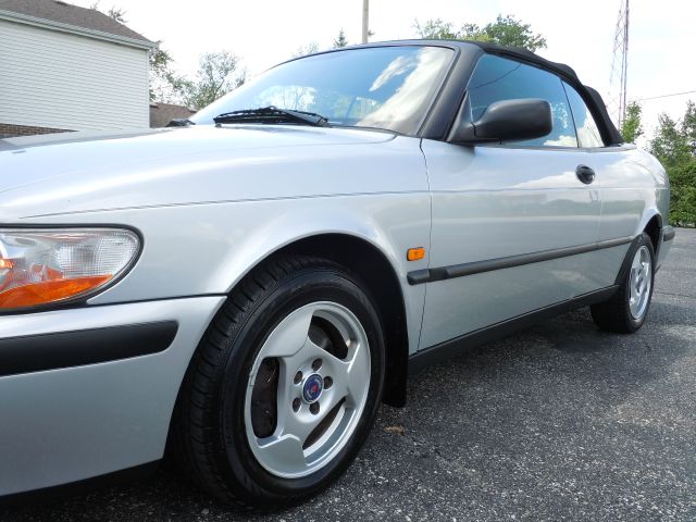 Saab 9-3 1999 photo 63