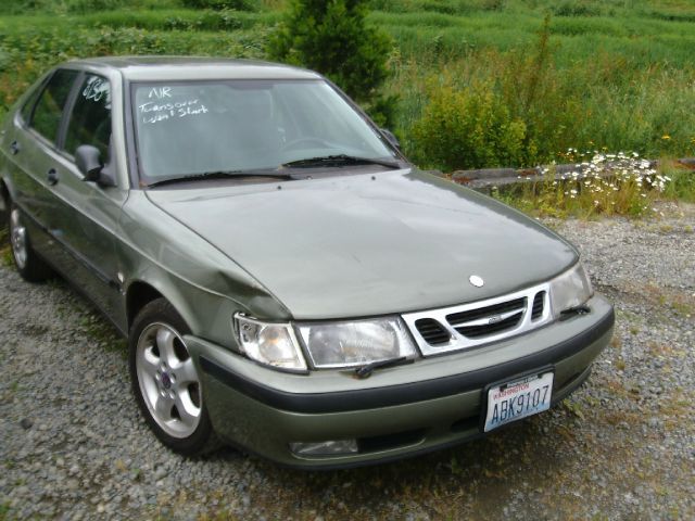 Saab 9-3 1999 photo 4
