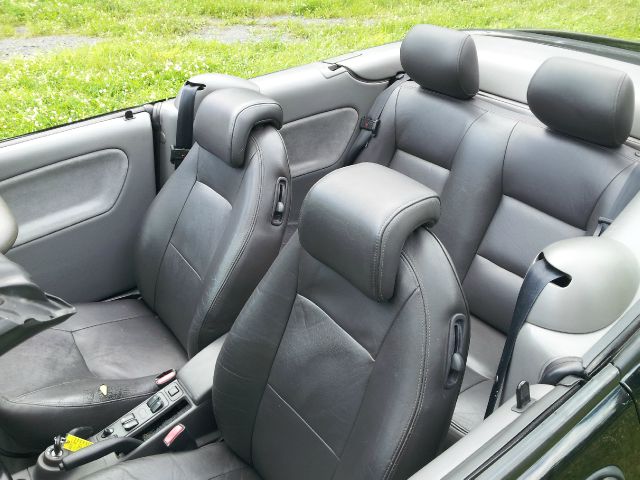 Saab 9-3 2000 photo 1