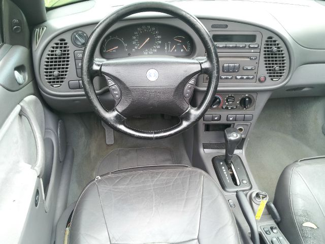 Saab 9-3 2000 photo 3