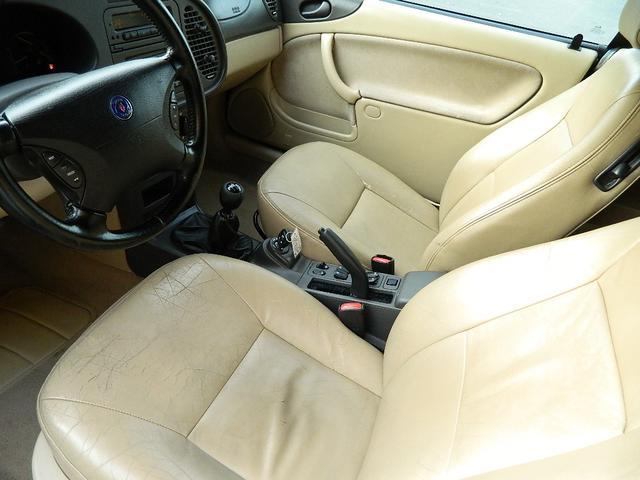 Saab 9-3 2000 photo 1