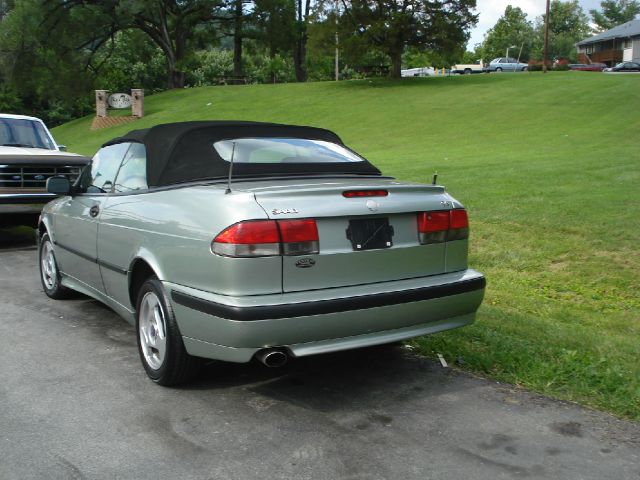 Saab 9-3 2001 photo 2