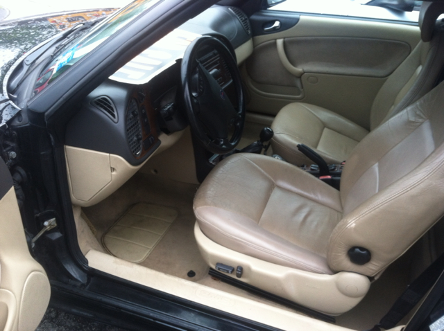 Saab 9-3 2001 photo 2