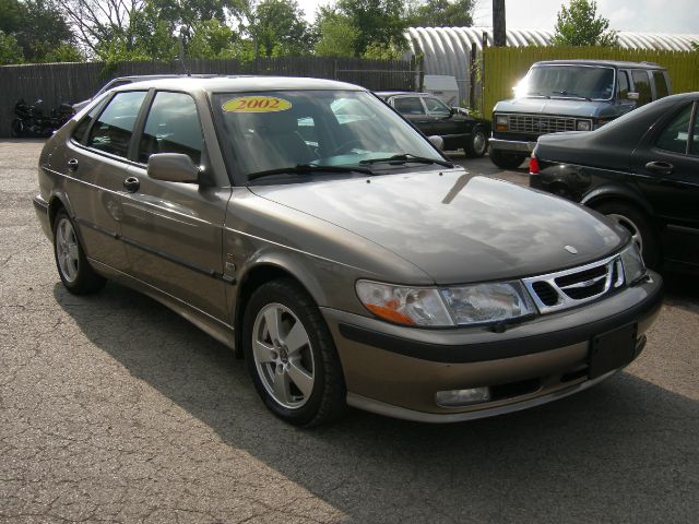 Saab 9-3 2002 photo 1