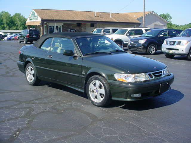 Saab 9-3 2003 photo 2