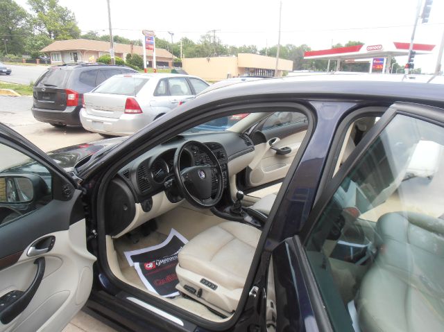 Saab 9-3 Graduate Sedan