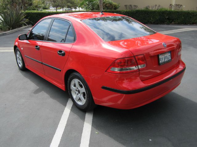 Saab 9-3 2004 photo 3