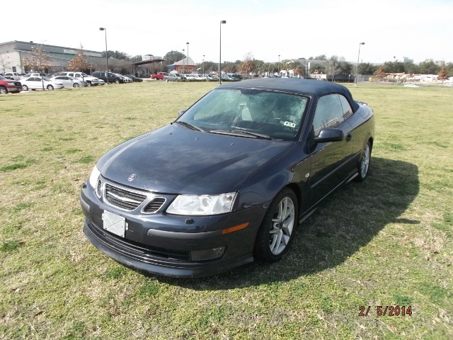 Saab 9-3 2004 photo 2