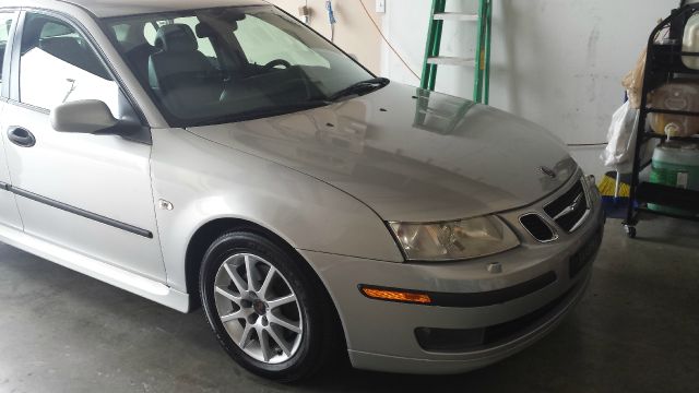 Saab 9-3 2004 photo 1