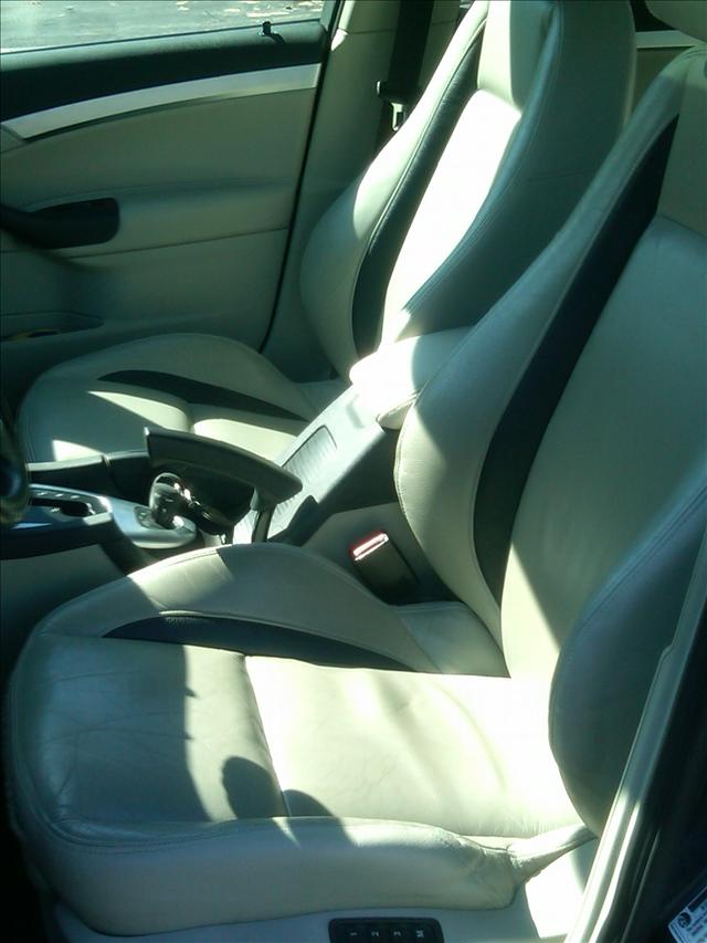 Saab 9-3 2004 photo 2