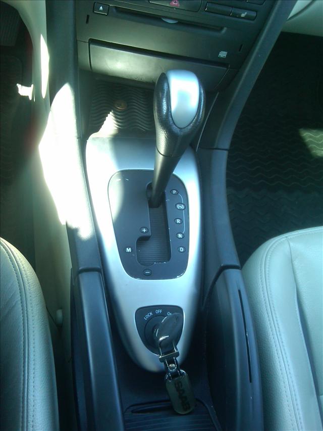 Saab 9-3 2004 photo 5