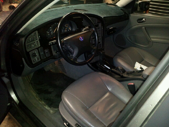 Saab 9-3 2005 photo 2