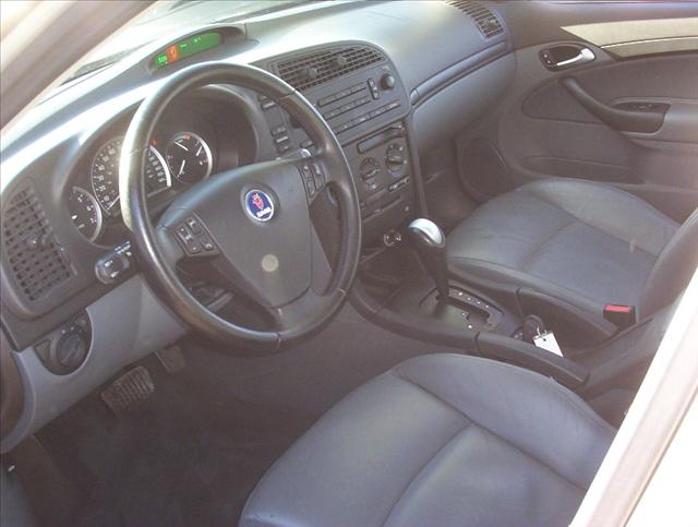 Saab 9-3 2005 photo 1