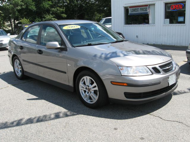 Saab 9-3 2005 photo 3