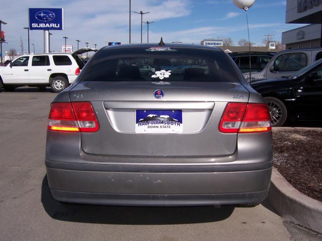 Saab 9-3 2005 photo 2