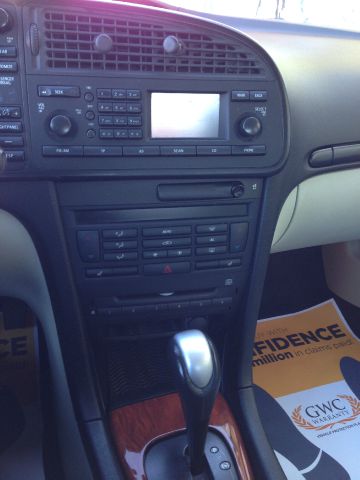 Saab 9-3 2006 photo 2