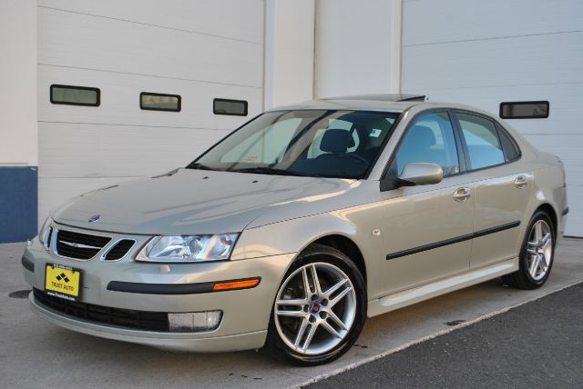 Saab 9-3 Wagon SE Sedan