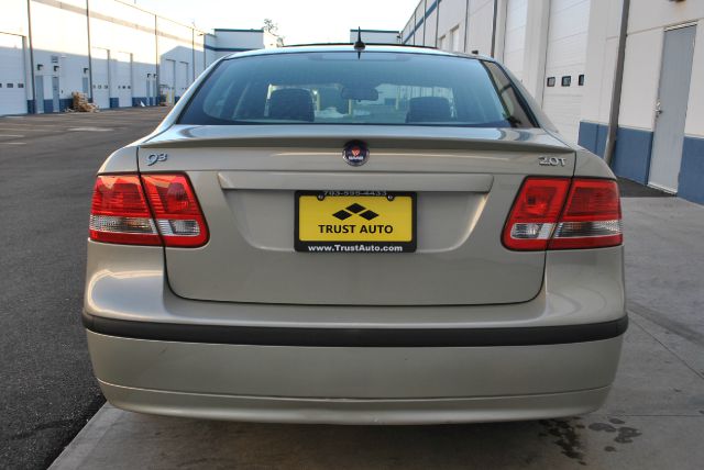 Saab 9-3 2007 photo 2