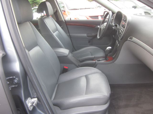 Saab 9-3 Wagon SE Sedan