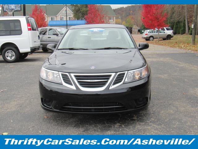 Saab 9-3 2011 photo 1