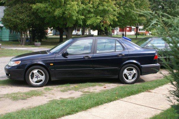 Saab 9-5 1999 photo 1