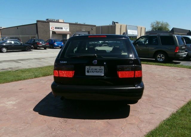 Saab 9-5 W8 4-motion Wagon