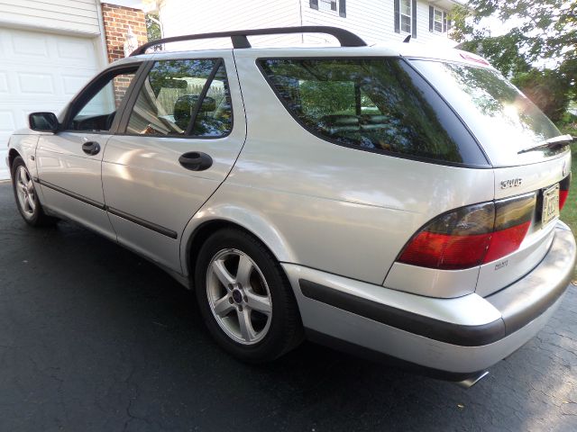 Saab 9-5 2001 photo 2
