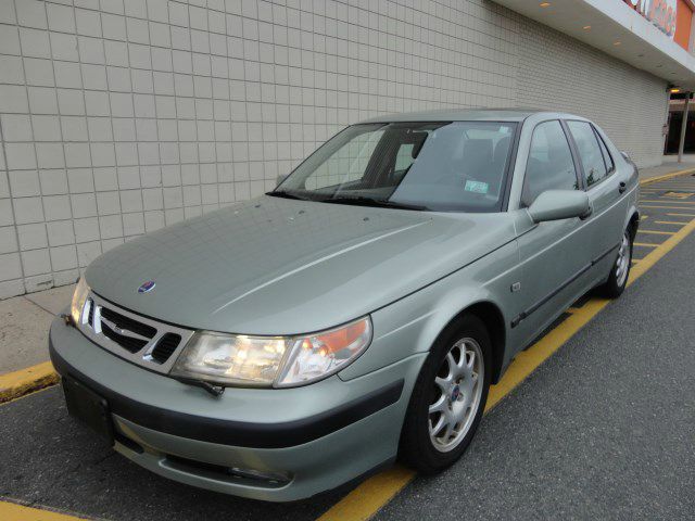 Saab 9-5 2001 photo 1