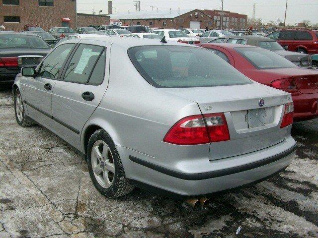 Saab 9-5 2002 photo 2