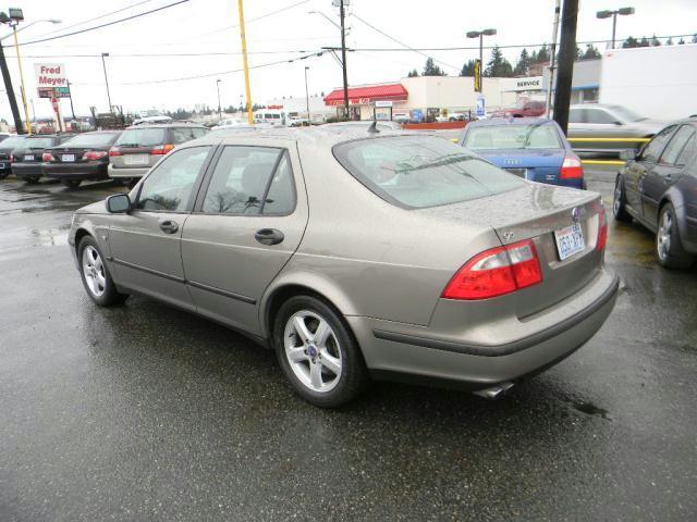 Saab 9-5 2002 photo 1