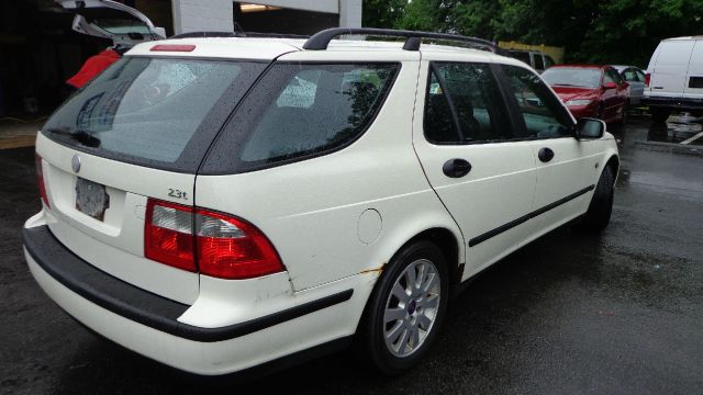Saab 9-5 2002 photo 2