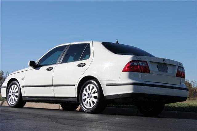 Saab 9-5 2002 photo 1
