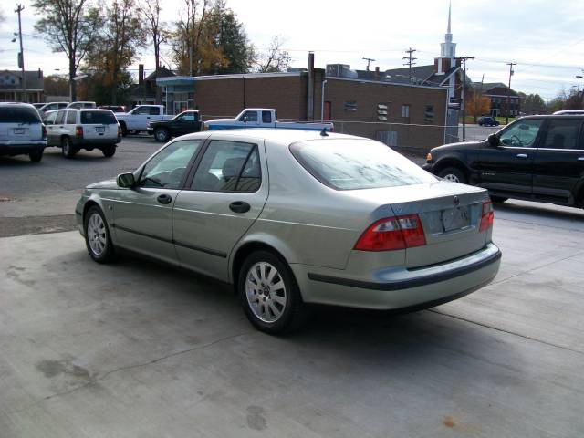 Saab 9-5 2002 photo 3