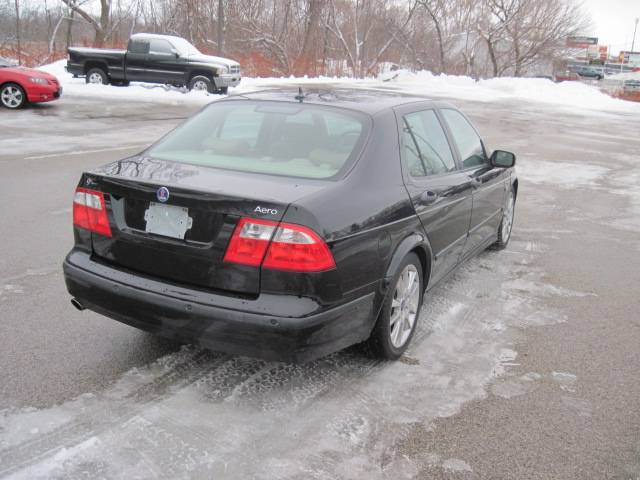 Saab 9-5 2002 photo 2