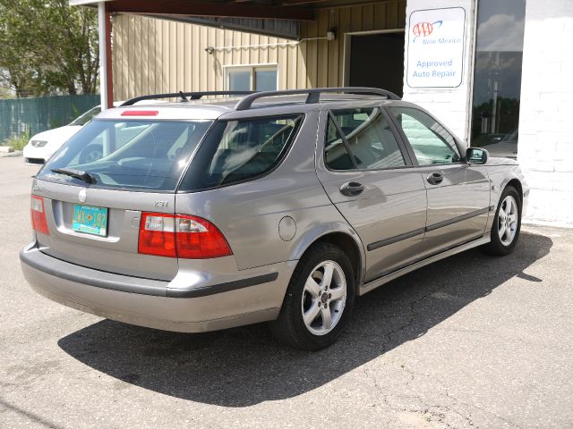 Saab 9-5 2004 photo 2