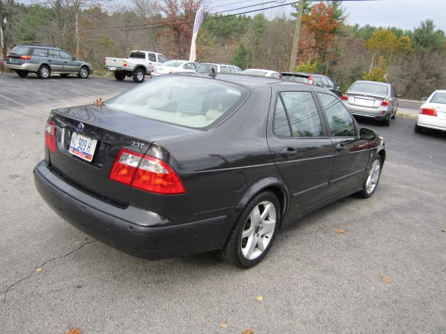Saab 9-5 2004 photo 3