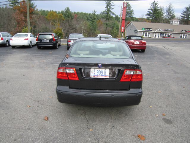 Saab 9-5 2004 photo 4
