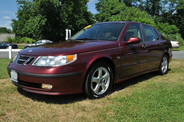 Saab 9-5 SR5 DLX Sedan