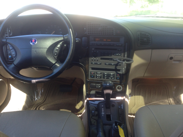 Saab 9-5 SR5 DLX Wagon