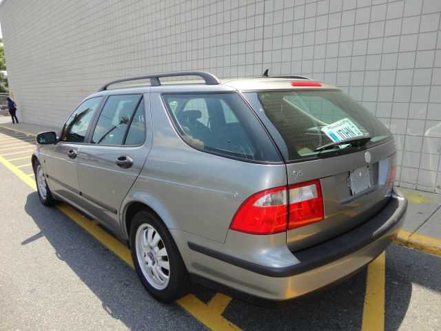 Saab 9-5 4x4 Extended Cab Lariat Wagon