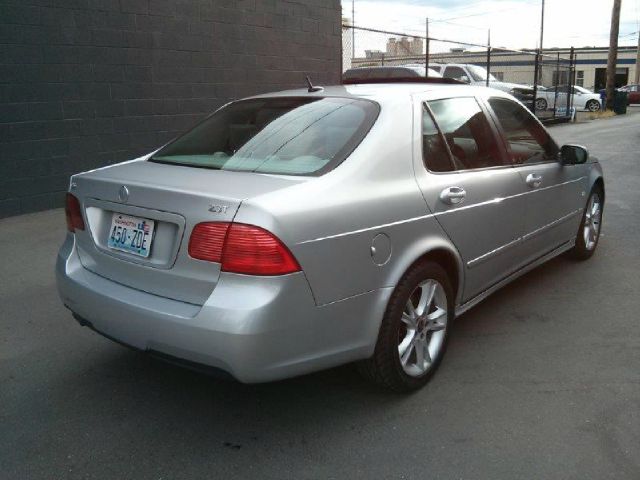 Saab 9-5 AWD SUV Sedan