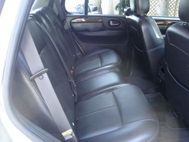 Saab 9-7X 2005 photo 2