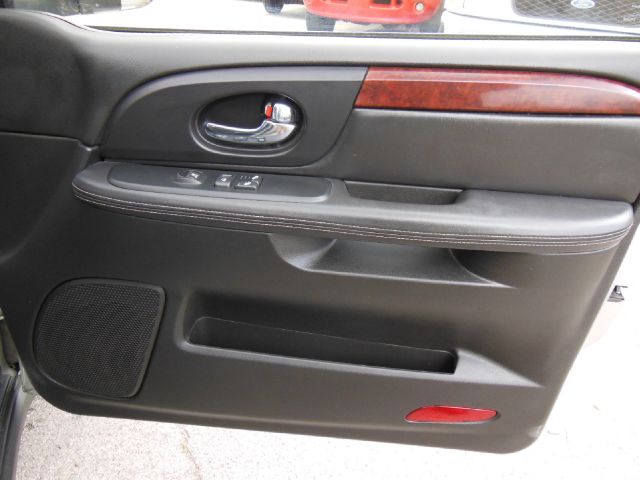 Saab 9-7X 2006 photo 23