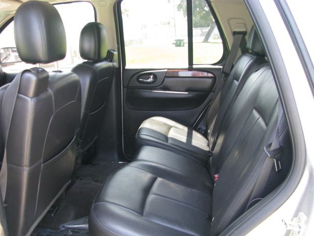 Saab 9-7X Regular Cab 2WD SUV